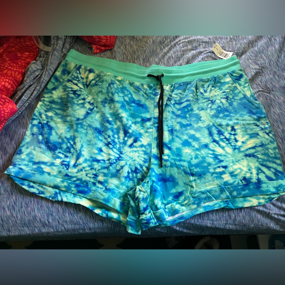 Torrid Bluegreen Tie Dye Shorts-NWT 4x